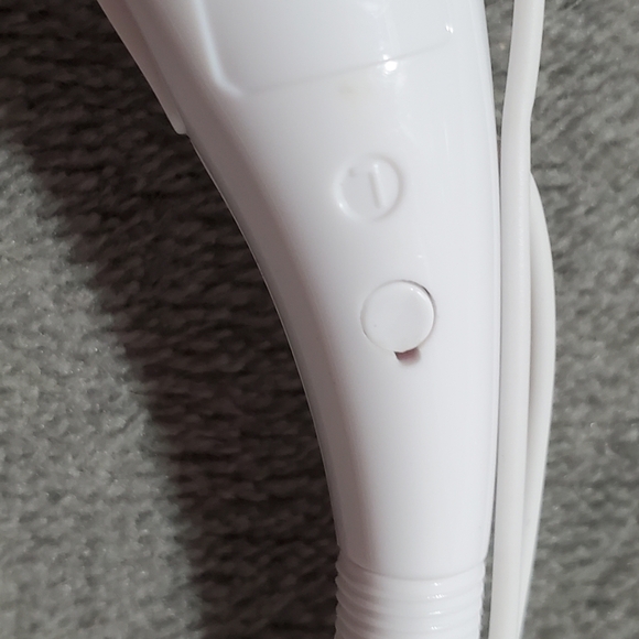 Travelocity Bluetooth Stereo Earbuds White Like New with Box - Picture 11 of 12